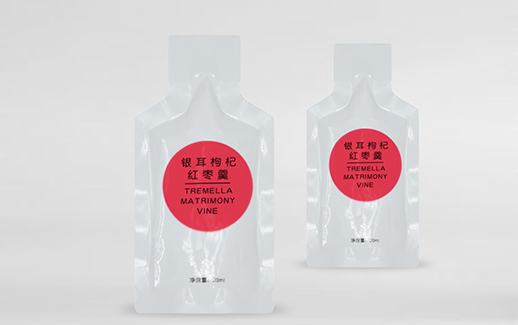 银耳枸杞红枣羹